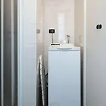 Al Molo 4 Apartment Como